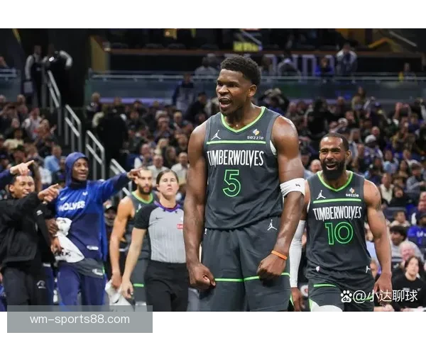 爱德华兹复出得分领衔多森姆三双弗拉格助力森林狼大胜独行侠