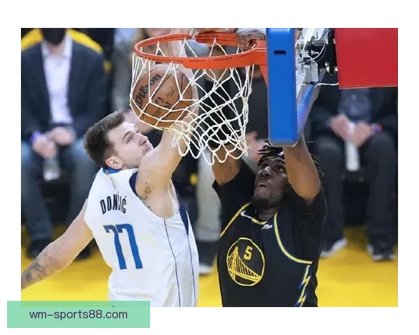 科尔谨慎控制主力上场时间文班自信心爆棚状态恐怖